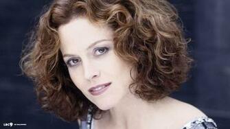 Sigourney Weaver Wallpaper