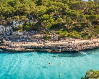 Cala Llombards Mallorca 4k HD Desktop Wallpaper For Ultra