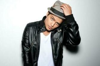 Singer Bruno Mars Wallpaper 1080p Resolution