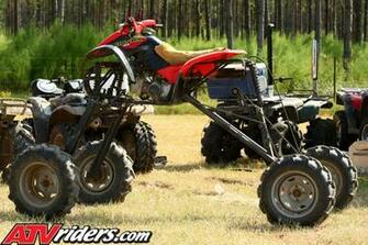Pin Lifted Atvs Mudding