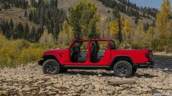 Jeep Gladiator Rubicon Side HD Wallpaper