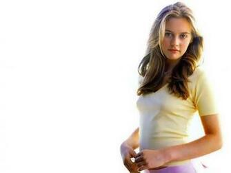 Alicia Silverstone Wallpaper