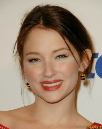 Haley Bennett Hot Actress Photos Gallery