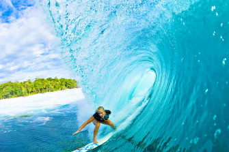 Surfing Wallpaper