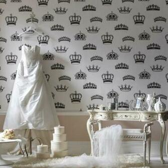 Crown Wallpaper From Graham And Brown