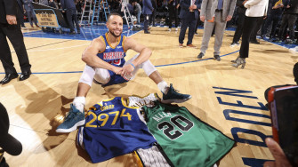 Golden State Warriors Stephen Curry Breaks Nba Career Point Record