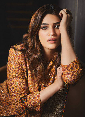 Kriti Sanon HD Wallpaper