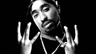 A Dope Portrait Of Rapper Tupac Shakur Wallpaper