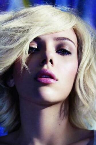 Scarlett Johansson iPhone Wallpaper