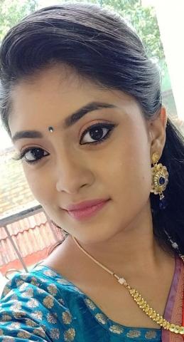 Ammu Abhirami Wallpaper Top Background
