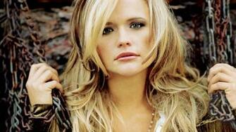 Cute Miranda Lambert HD Wallpaper Background Picture
