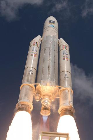 Breathtaking Photos Of Ariane Liftoff With Four Galileo