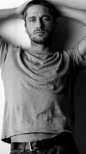Bigger Gerard Butler Live Wallpaper For Android Screenshot