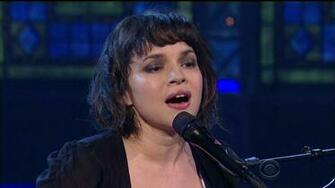 Norah Jones Wallpaper Image Photos Pictures Background