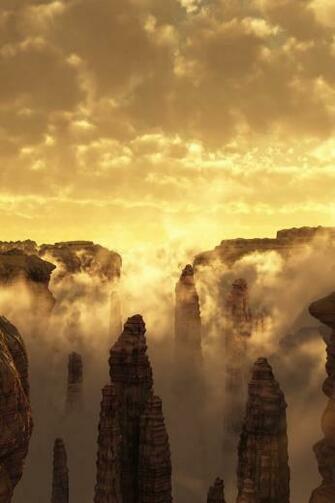 Gold Falls iPhone HD Wallpaper