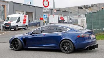 Tesla Model S Spied Back At The Nurburgring Update