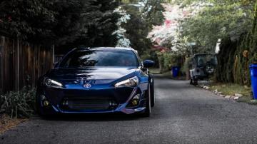 Wallpaper Blue Toyota Car Front Road UHD 4k