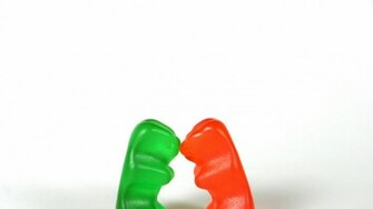 Gummy Bear Love Desktop Pc And Mac Wallpaper