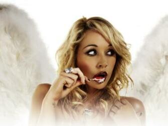 Emily Scott Wallpaper Collection For