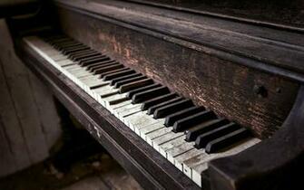 Piano Background Music