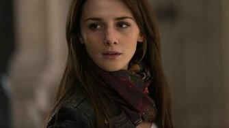 Addison Timlin Resolution HD 8k Wallpaper