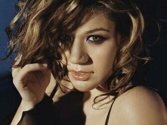 Kelly Clarkson Wallpaper Beautiful