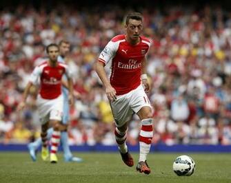 Mesut Zil Wallpaper HD Background Image Art Photos