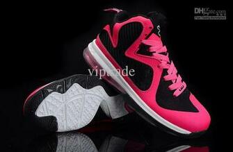 Girls Basketball Shoes Cool HD Wallpaper Hivewallpaper