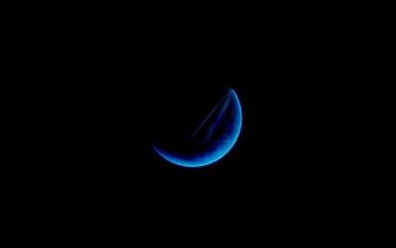 Wallpaper Moon Light Blue Black