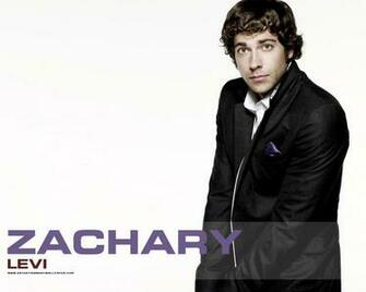 Zachary Levi Wallpaper
