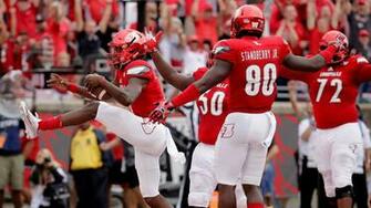 Seven Incredible Lamar Jackson Stats Through Three Games