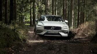 Volvo V60 T5 Cross Country 4k Wallpaper HD Car Id