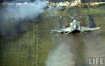 Phantom Rockets Vietnam F4 Ii Jet Planes Wallpaper