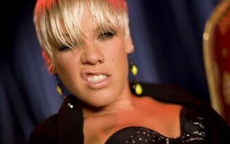 Pink The Singer Wallpaper