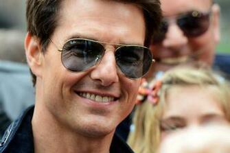 Smiling Face Of Tom Cruise Hollywood Actor HD Wallpaper