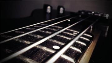 4k Bass Guitar Wallpaper