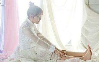 Girl Asian Korean Bed Beautiful Cute Legs Feet Wallpaper