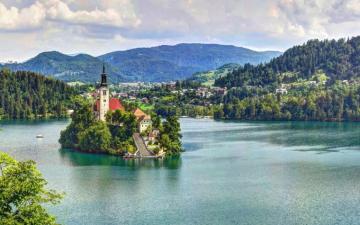 Wallpaper Slovenia Church Lake Village Mountain Trees