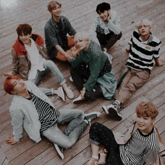 Bts Group Aesthetic Wallpaper