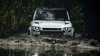 Land Rover Defender Country Pack First Edition 4k