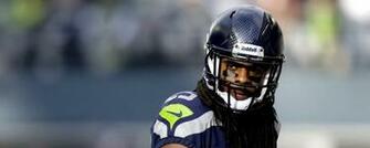 Seattle Seahawks Marshawn Lynch Dual Monitor Resolution HD Background