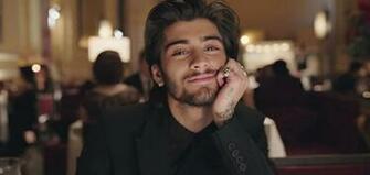 Zayn Malik Ha Lasciato I One Direction Ma Per Quale Motivo
