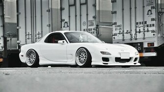 White Mazda Rx Photo