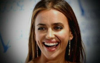 Irina Shayk Wallpaper Wall Paper HD Mobile
