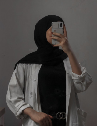 Hijab Girl Aesthetic Wallpaper