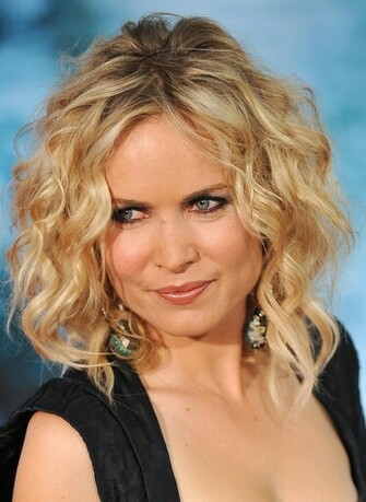 Radha Mitchell Wallpaper Iowall