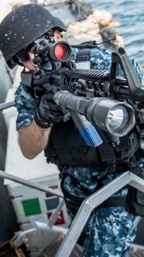Soldiers Army Weapons iPhone 6s Wallpaper