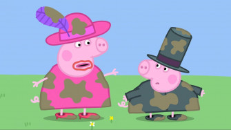 Peppa Pig And Her Friend Are Dressed In Pink Black