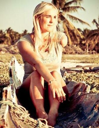 Bethany Hamilton Pictures