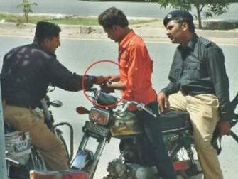 Pakistan Police Funny 3d Picture Wallpaper
